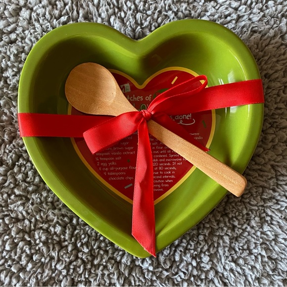 Mom and Me Heart Cookie Dish Gift Microwave Dessert Abbey Press Mommy - Picture 2 of 10